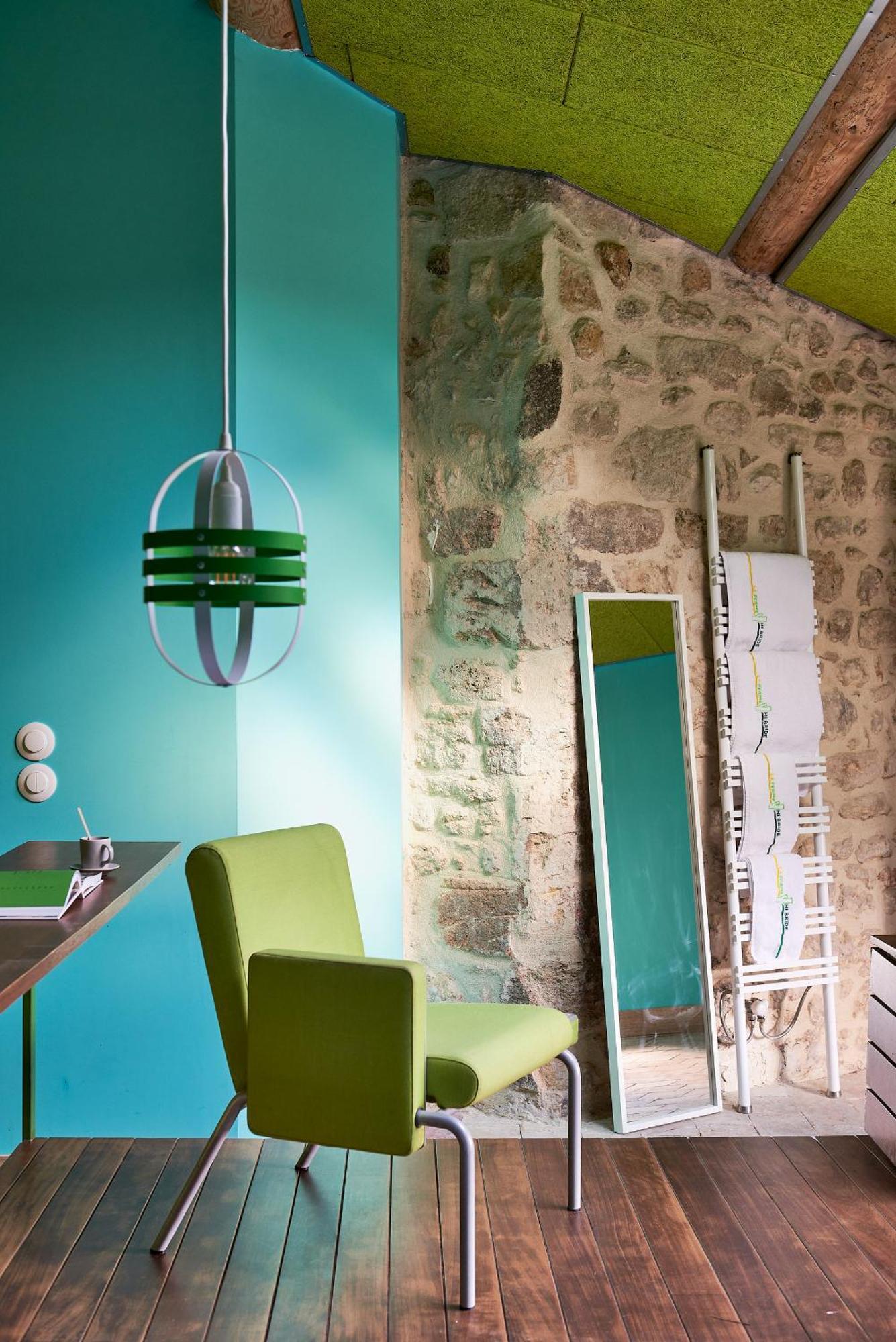 Domaine La Ferme Hi Bride Bed and Breakfast Villelaure Εξωτερικό φωτογραφία