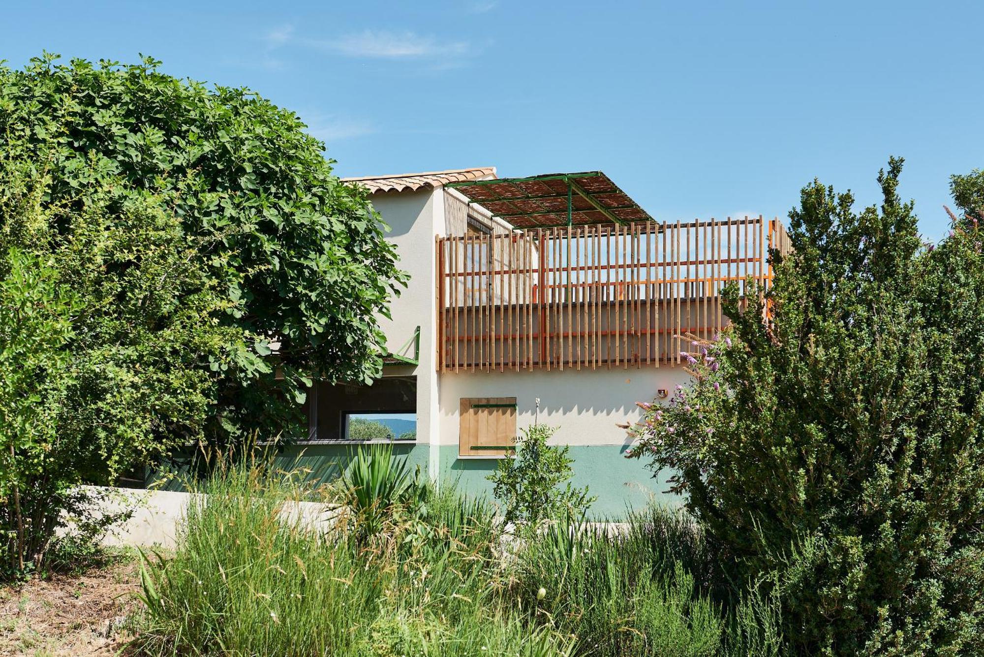Domaine La Ferme Hi Bride Bed and Breakfast Villelaure Εξωτερικό φωτογραφία