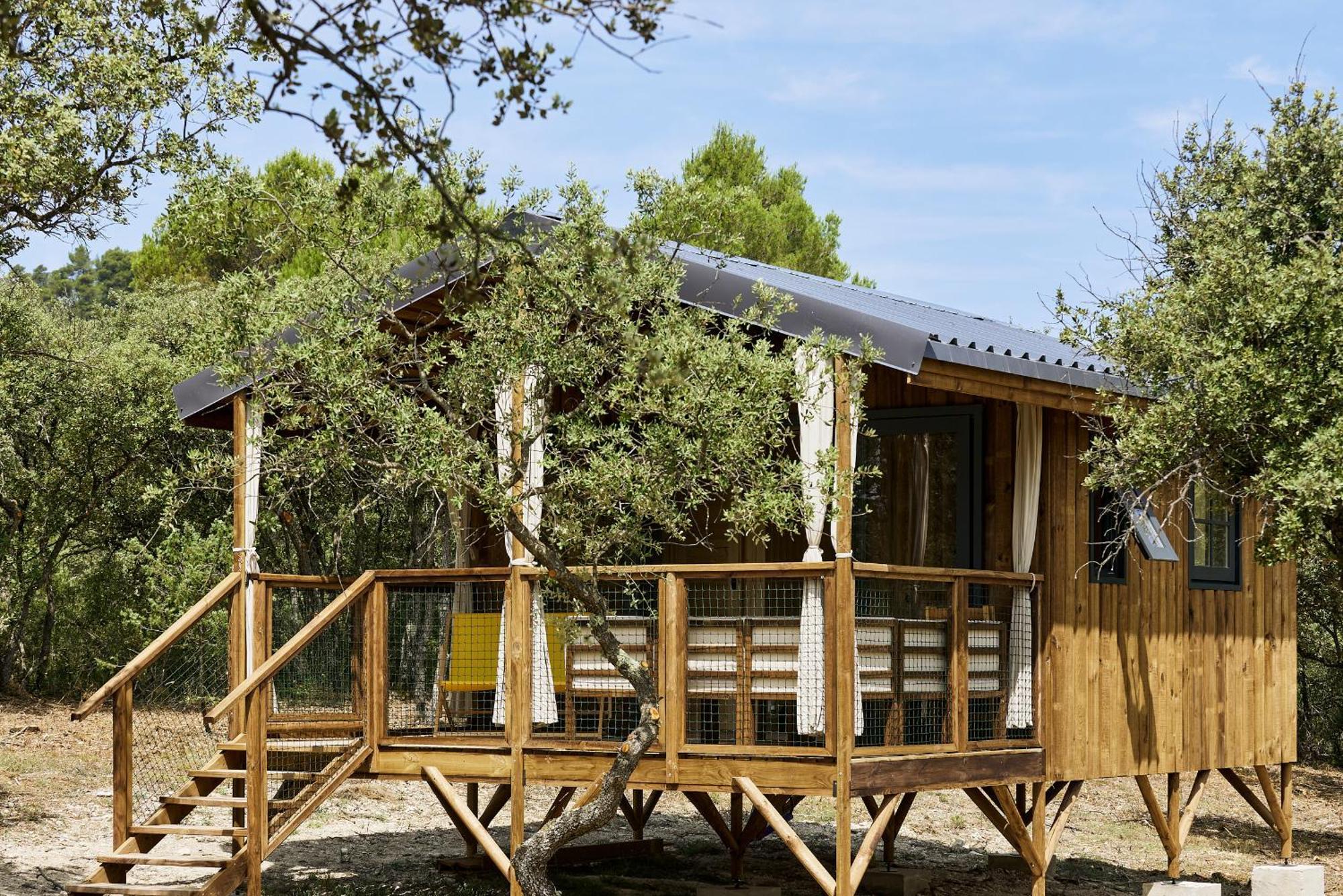 Domaine La Ferme Hi Bride Bed and Breakfast Villelaure Εξωτερικό φωτογραφία