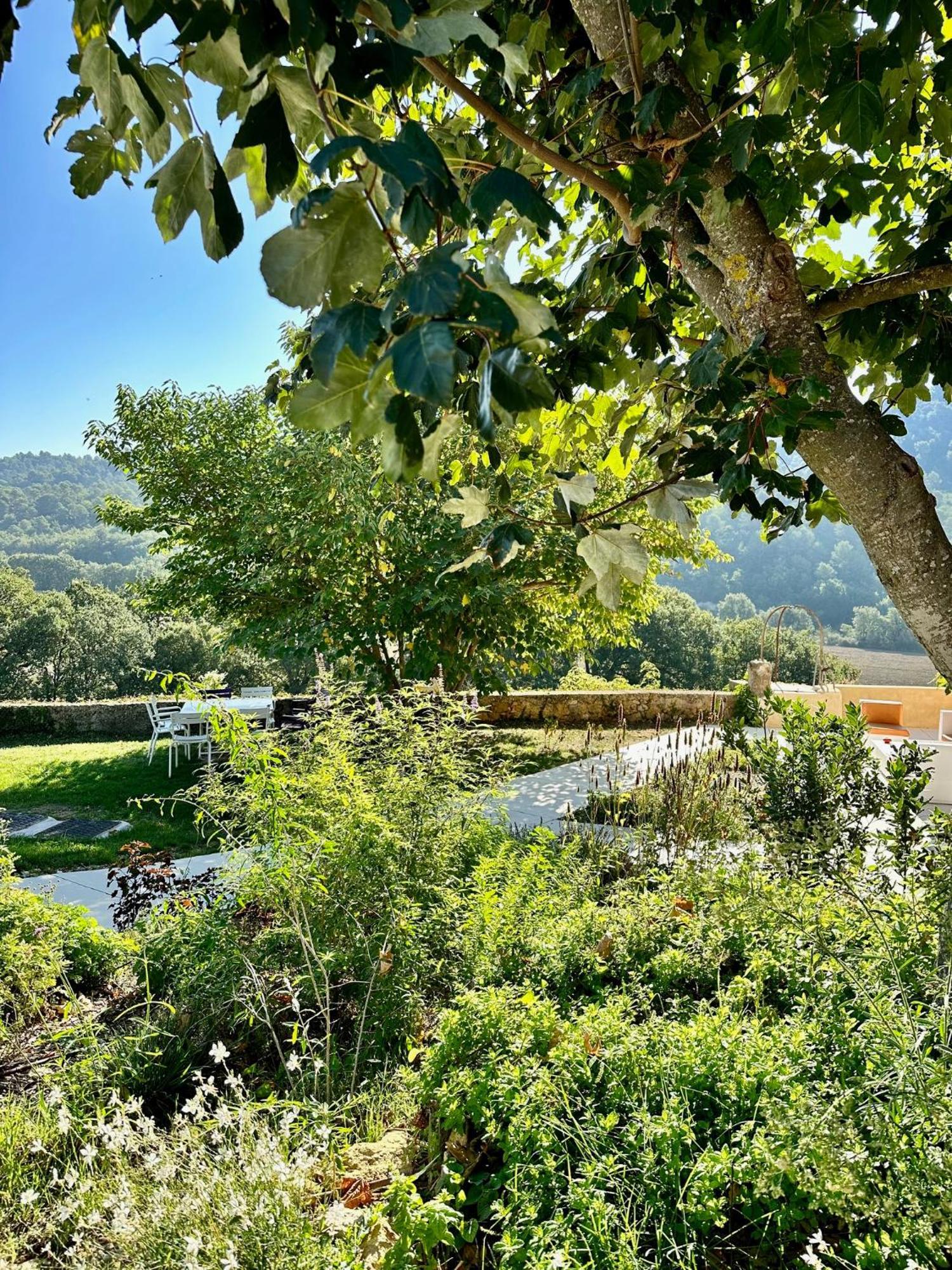 Domaine La Ferme Hi Bride Bed and Breakfast Villelaure Εξωτερικό φωτογραφία