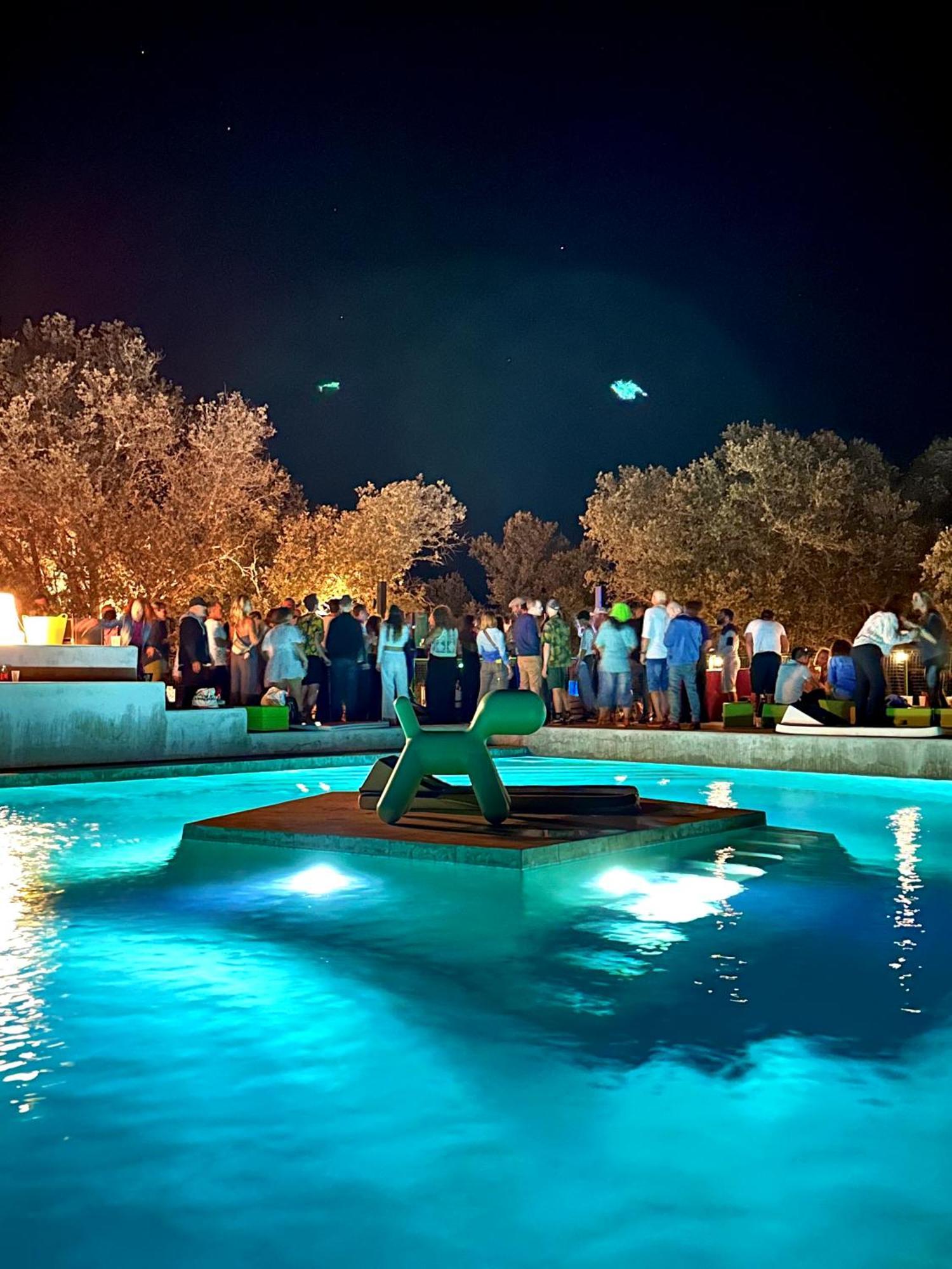 Domaine La Ferme Hi Bride Bed and Breakfast Villelaure Εξωτερικό φωτογραφία